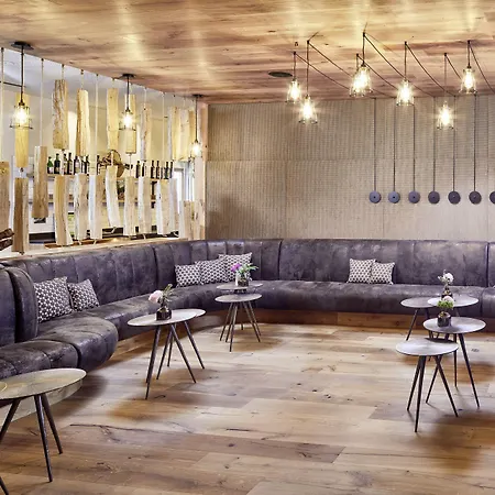 ペンジングホフ 4*