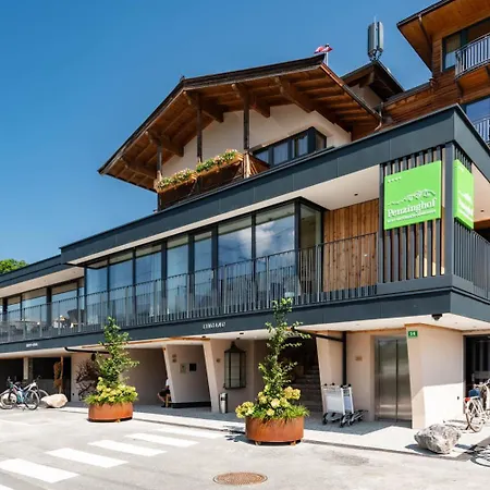 彭泽霍夫酒店 4*