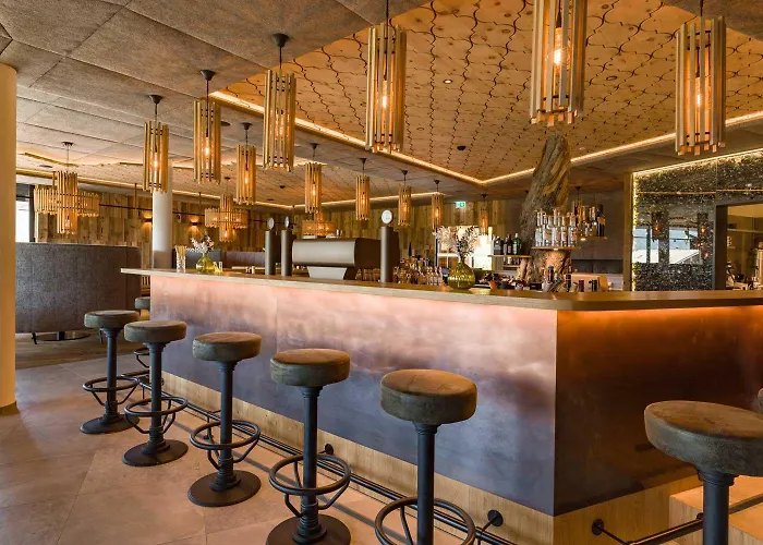 Penzinghof Ξενοδοχείο 4*