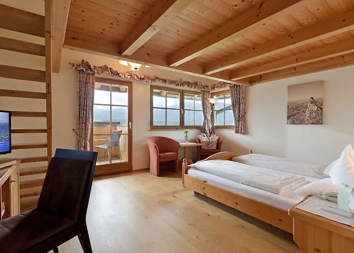 彭泽霍夫酒店 4*